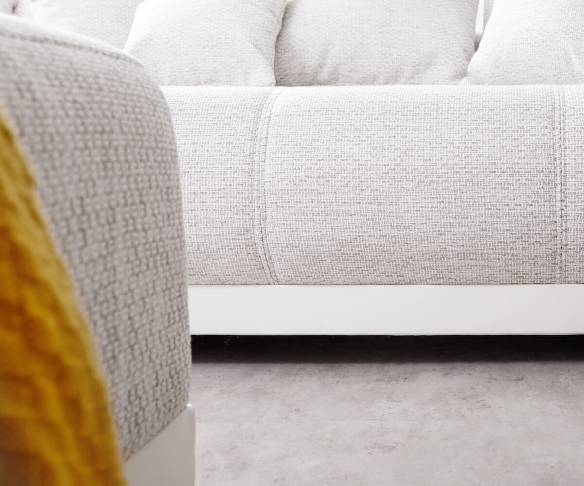 Velká pohovka Violetta 310x135 cm světle šedá krémová s podnožkou - Image 6