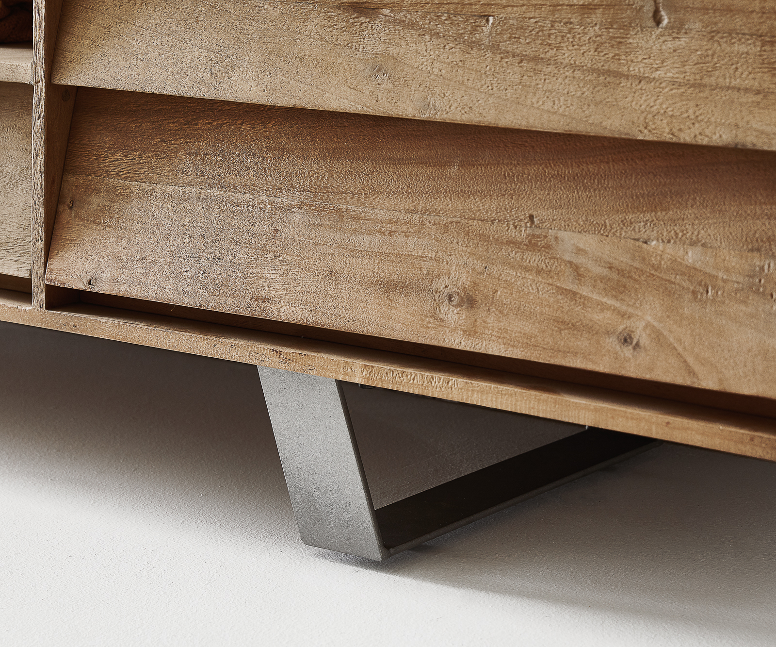 TV stolek Eloi 200x40 cm přírodní exotické dřevo 1 přihrádka 5 zásuvek - Image 8