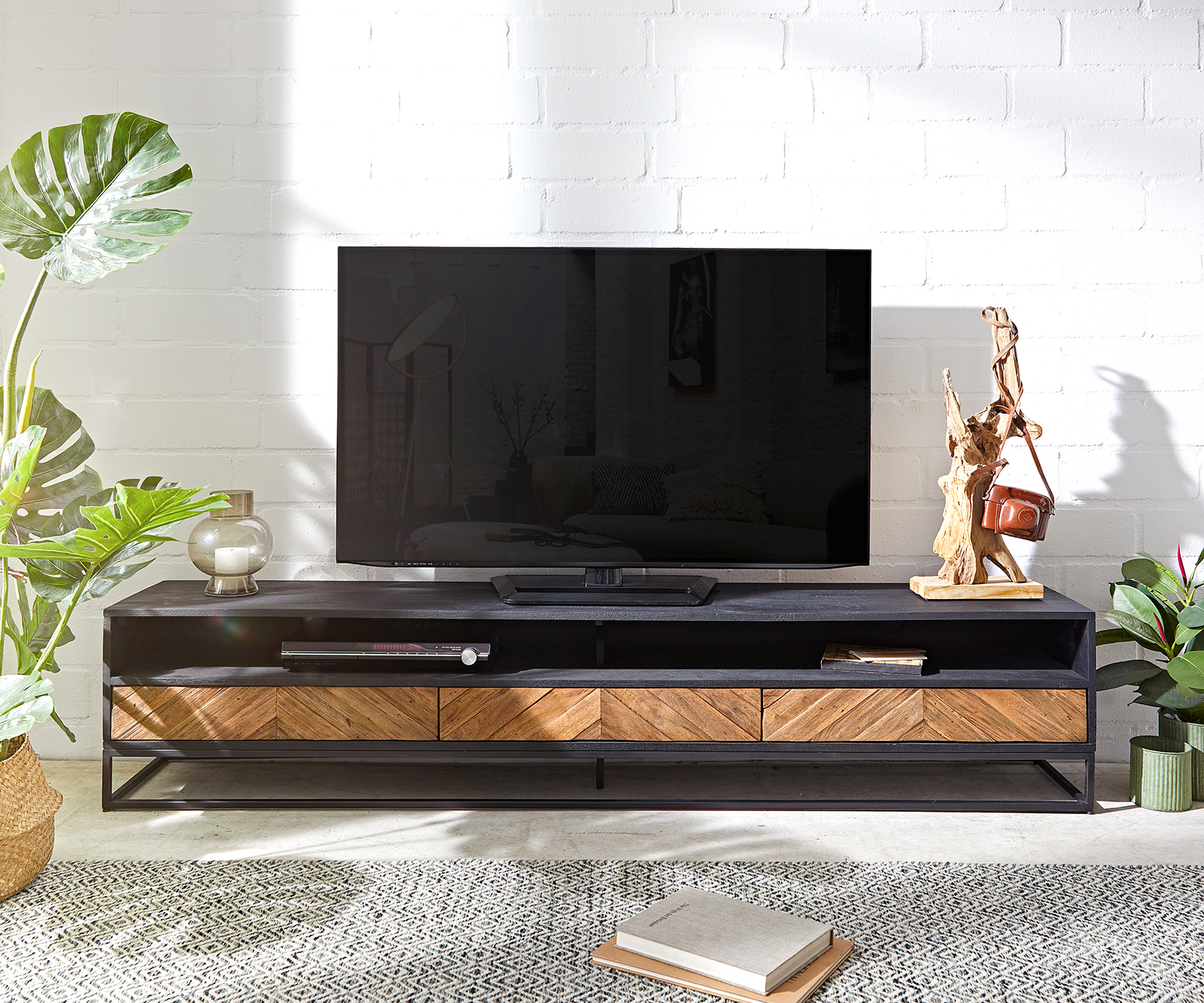 TV szekrény Famke 200 cm mango teak 2 rekesz 3 fiók - Image 2