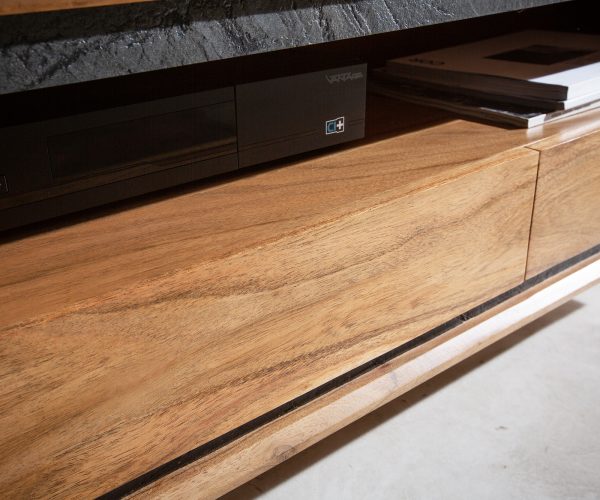 TV szekrény Stonegrace 240 cm akác természetes 2 ajtós 1 rekeszes 2 fiókos kőfurnéros lebegő - Image 6