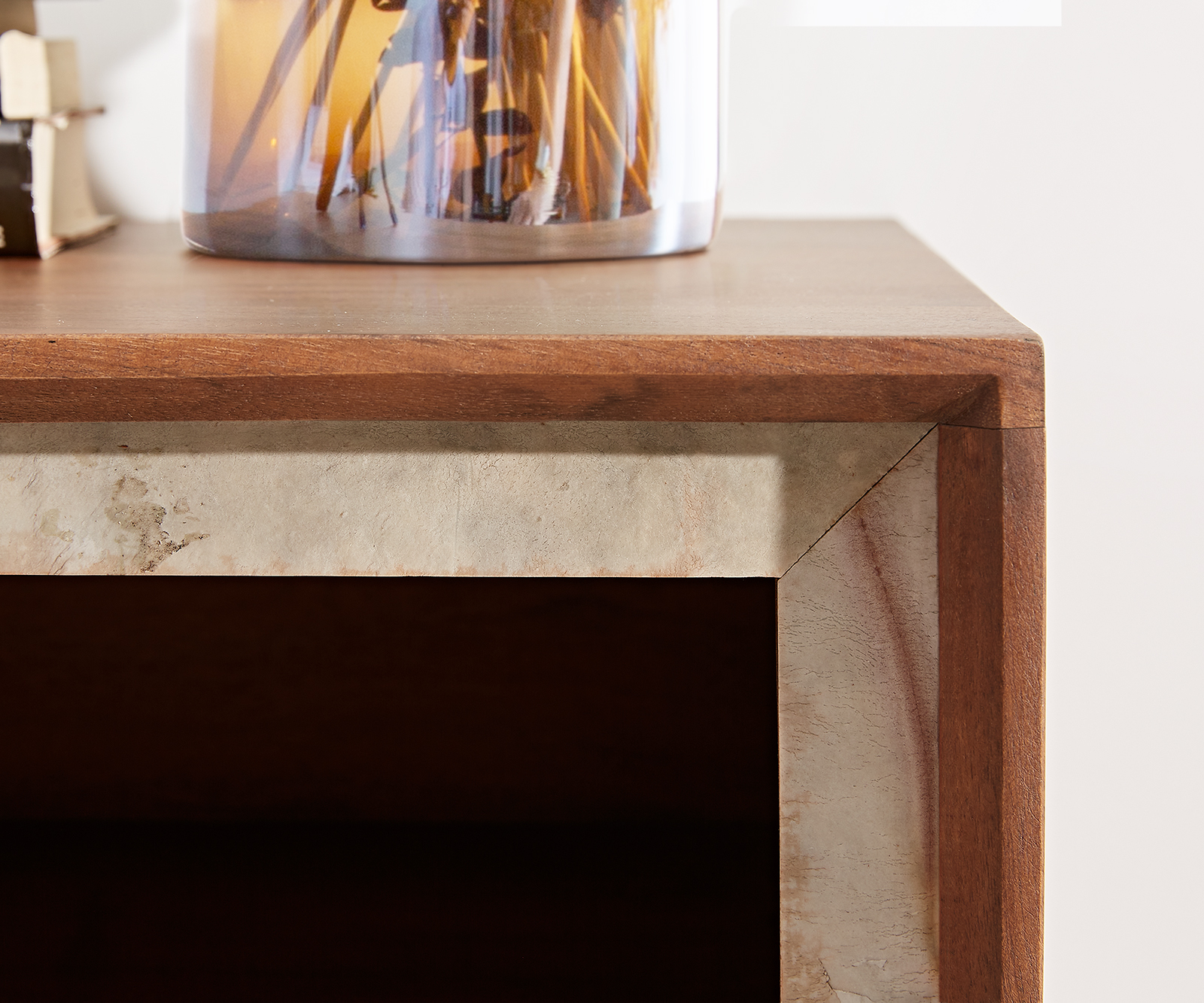 TV szekrény Stonegrace 240 cm akác barna kőfurnér 2 ajtós 2 fiókos 1 rekeszes lebegő - Image 4