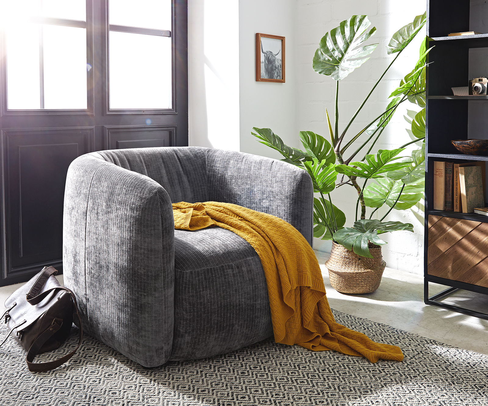 Koktejlové křeslo Caol 85x85 cm žinylka šedá