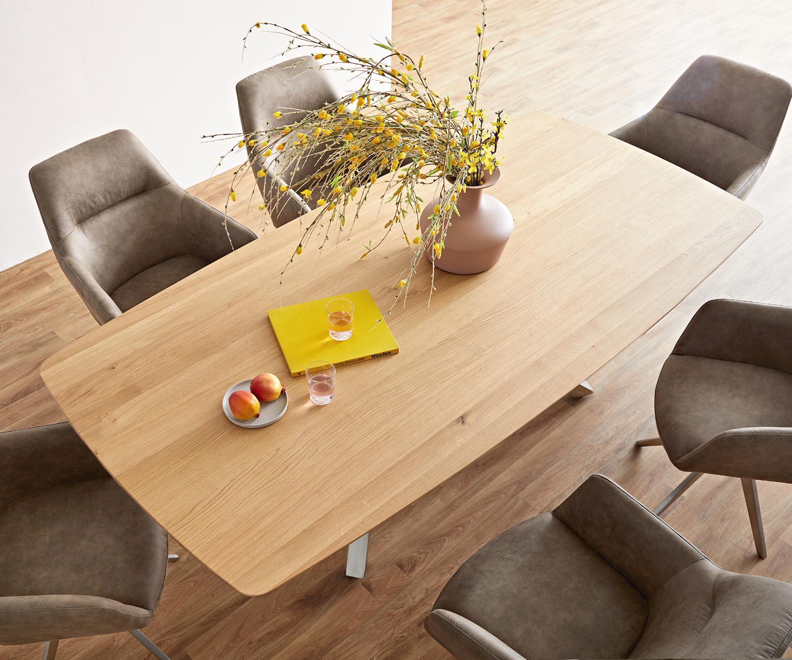 Étkezőasztal Edge hajóformájú 200x100x2,5-3 tölgy természetes kereszt láb téglalap rozsdamentes acél svájci él - Image 2