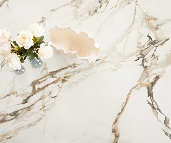 Étkezőasztal Edge 200x100 kerámia calacatta luxe fehér arany szürke rozsdamentes acél keskeny - Image 3
