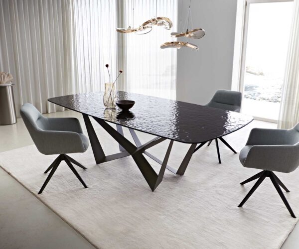 Étkezőasztal Edge hajóformájú 240x120 domborított üveg füstfekete 3D design Spider laposacél fekete - Image 2