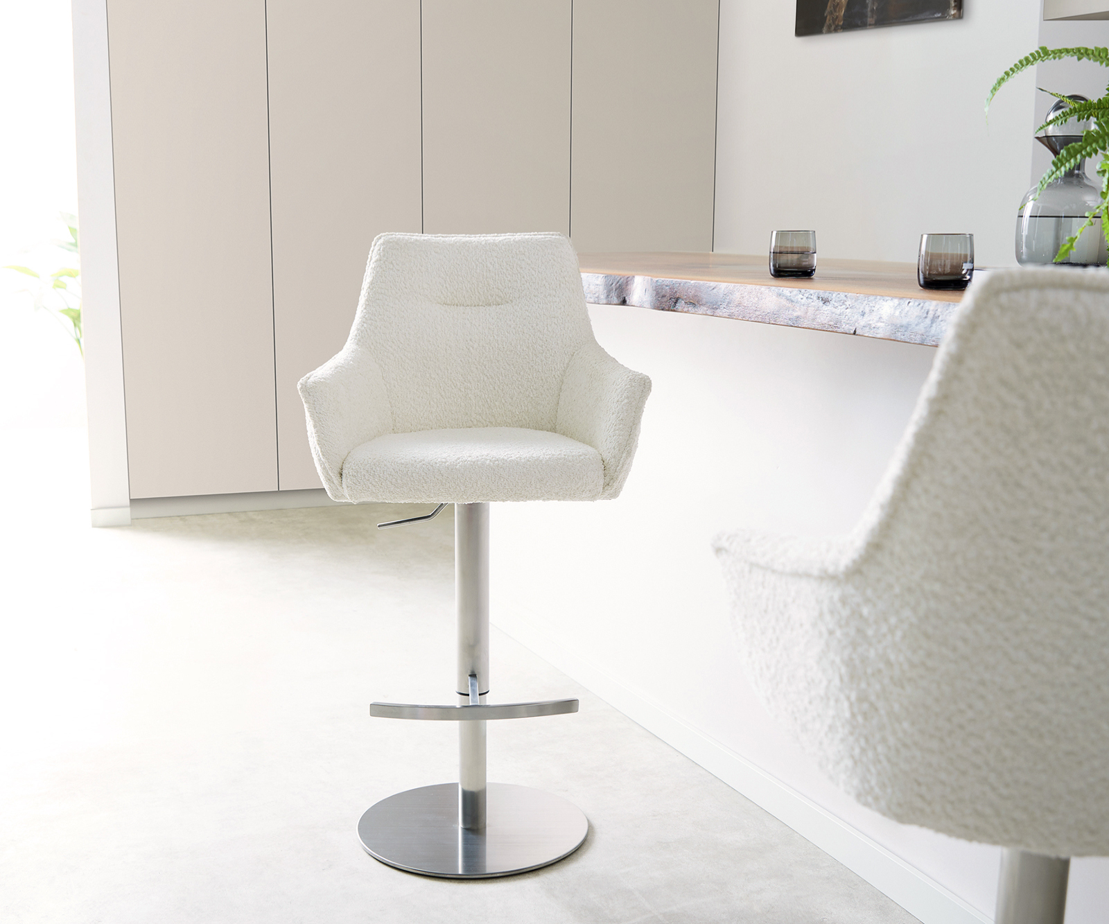 Bárszék Alja-Flex bouclé fehér forgó láb magasságban állítható rozsdamentes acél forgatható zsákrugós - Image 2