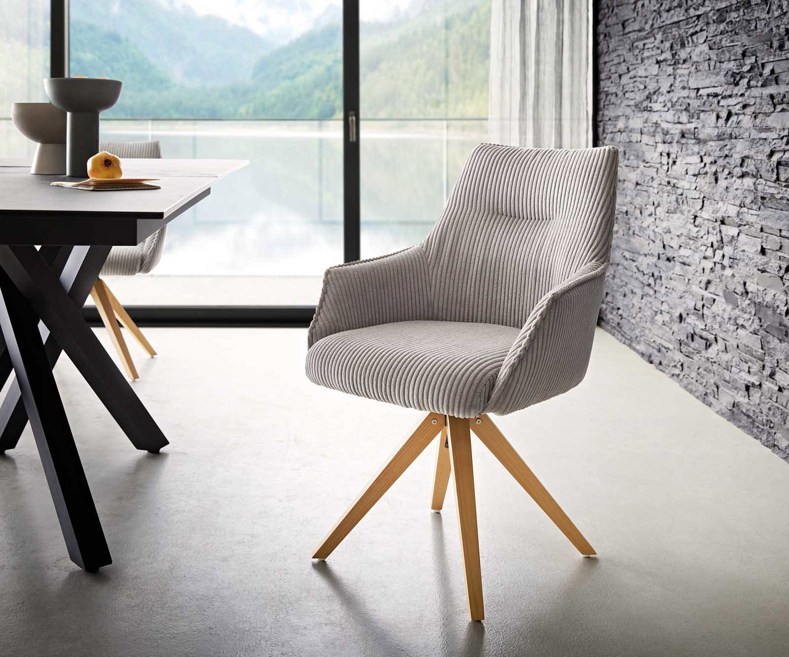 Étkezőszék Alja-Flex karfás mikroszálas ezüstszürke fa láb szögletes természetes 180° forgatható zsákrugós