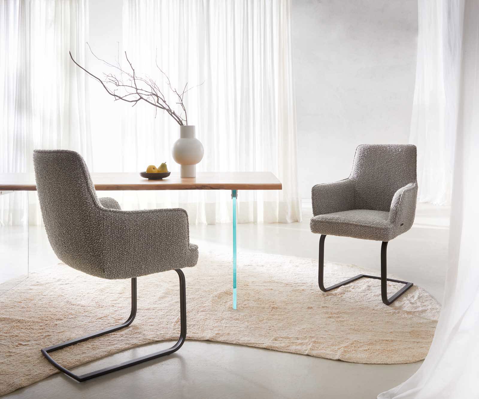 Étkezőszék Heira-Flex karfás bouclé ezüstszürke lapos fekete zsákrugós étkezőszék - Image 6