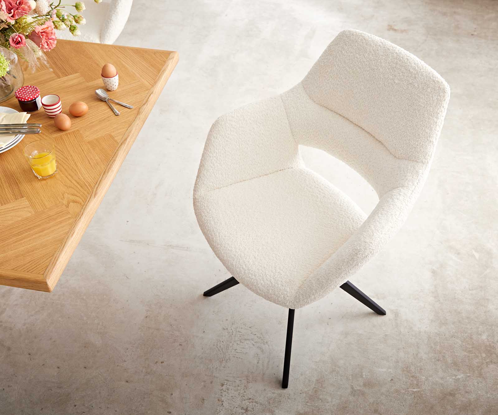 Étkezőszék Yago-Flex XL karfás bouclé fehér kereszt láb széles fekete 360° forgatható - Image 6