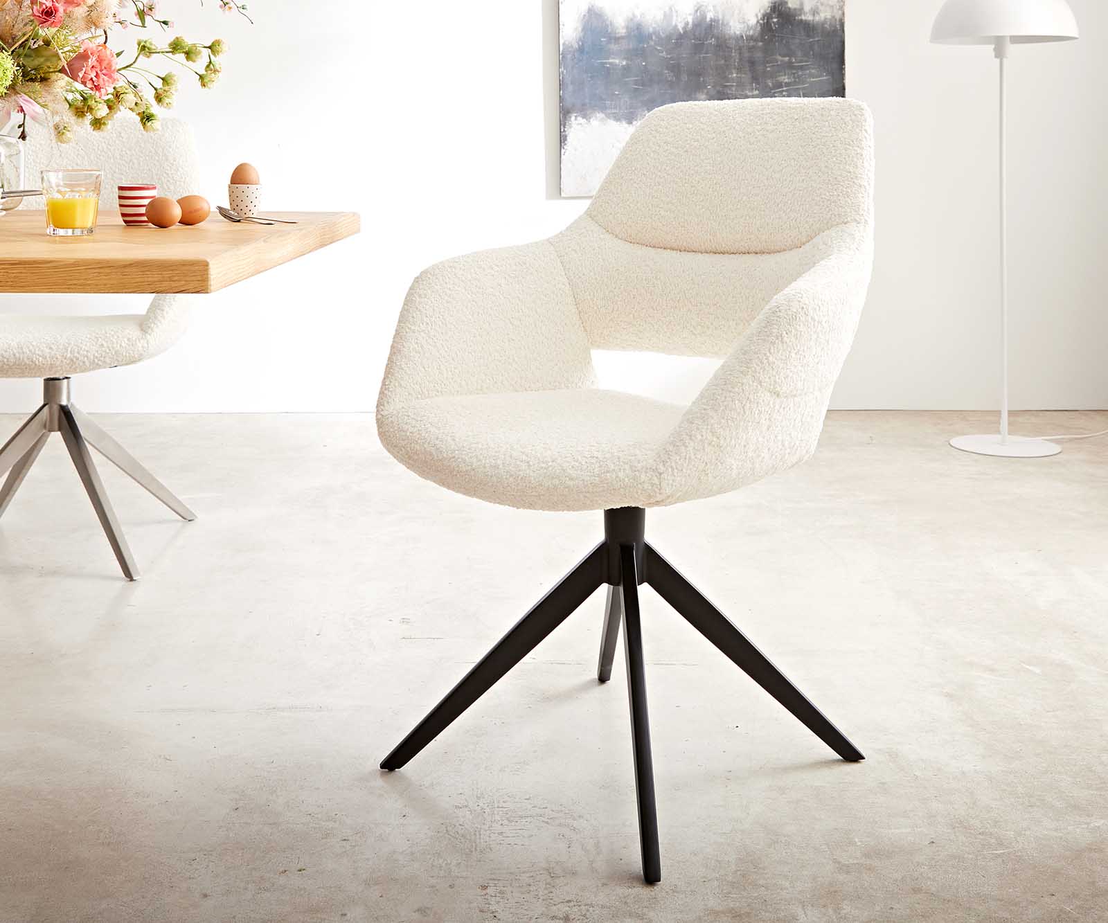 Étkezőszék Yago-Flex XL karfás bouclé fehér kereszt láb széles fekete 360° forgatható