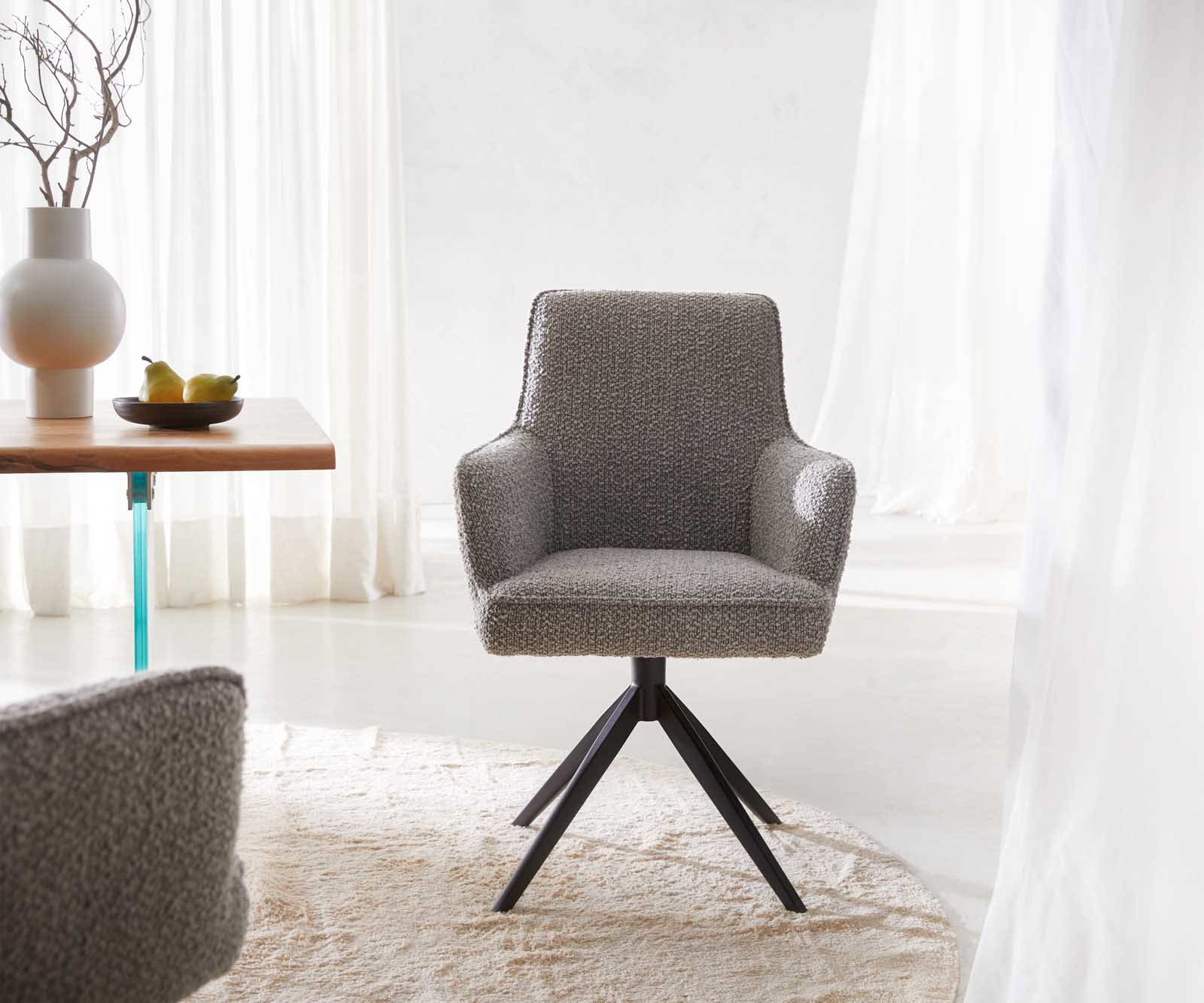 Étkezőszék Heira-Flex karfás bouclé ezüstszürke kereszt láb széles fekete 360° forgatható zsákrugós - Image 2