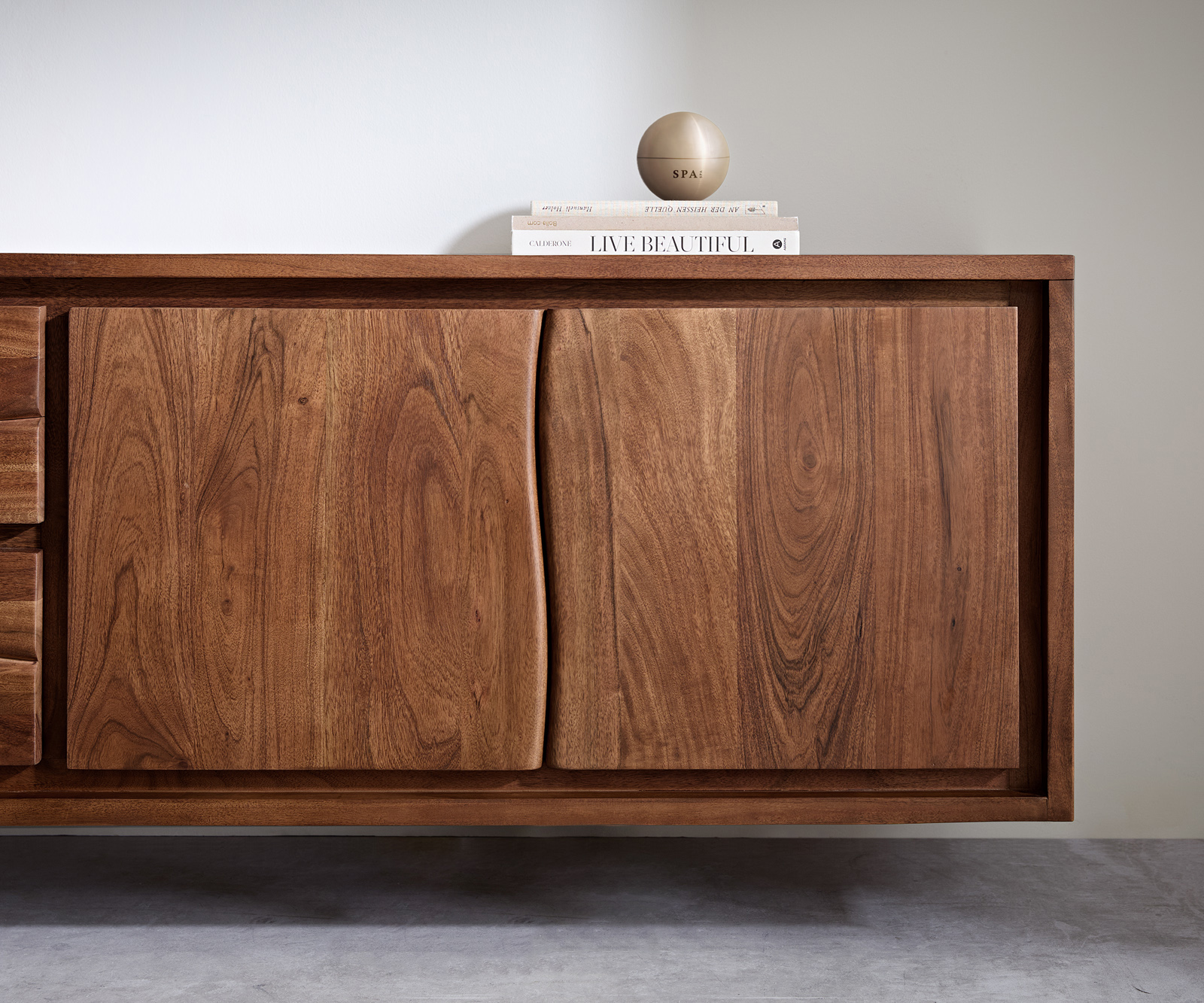 TV szekrény Live-Edge 300 cm akác barna 4 ajtós 2 fiókos lebegő - Image 8