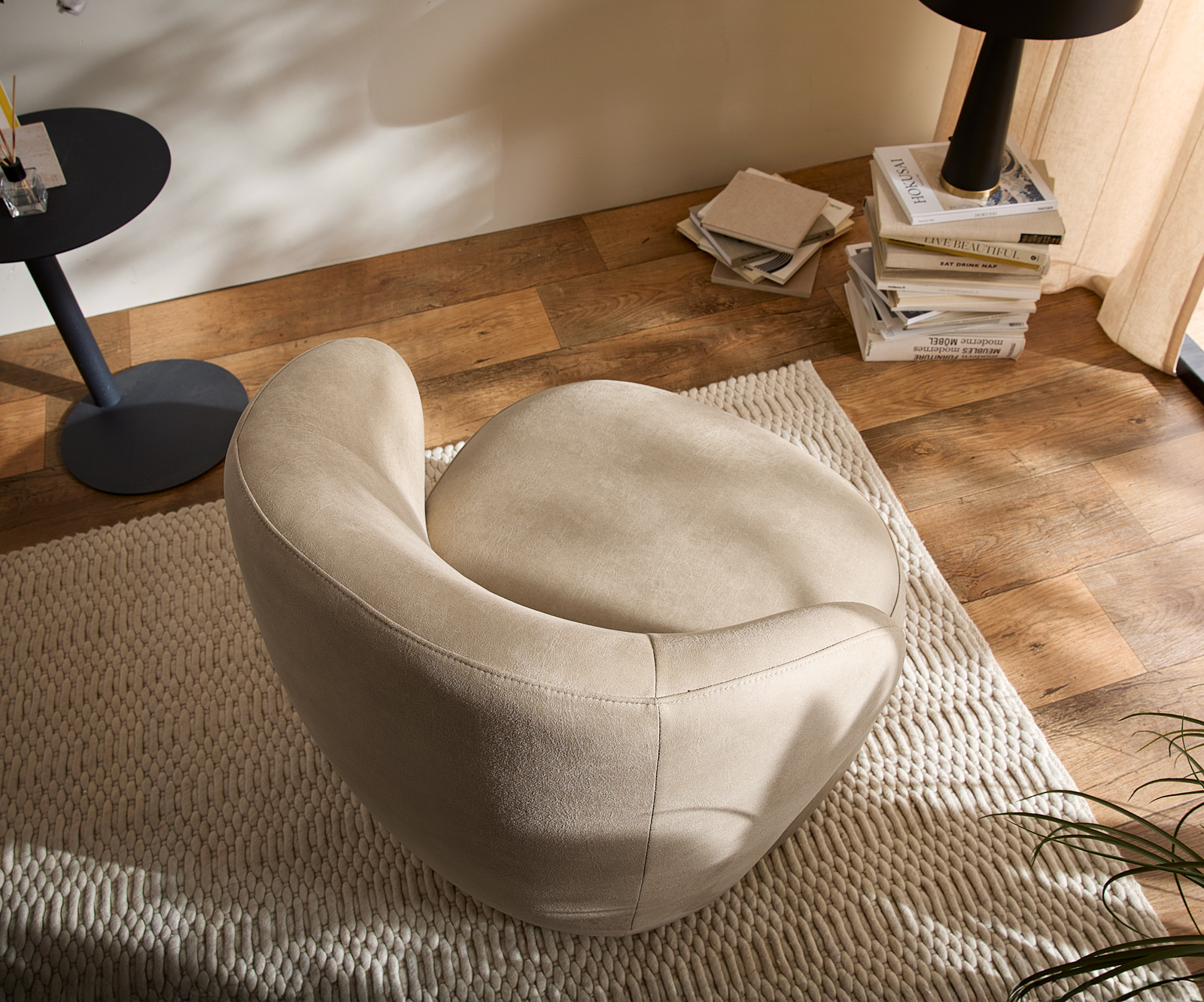 Lounge fotel Pulo 80x80 cm mikroszálas bézs vintage - Image 4