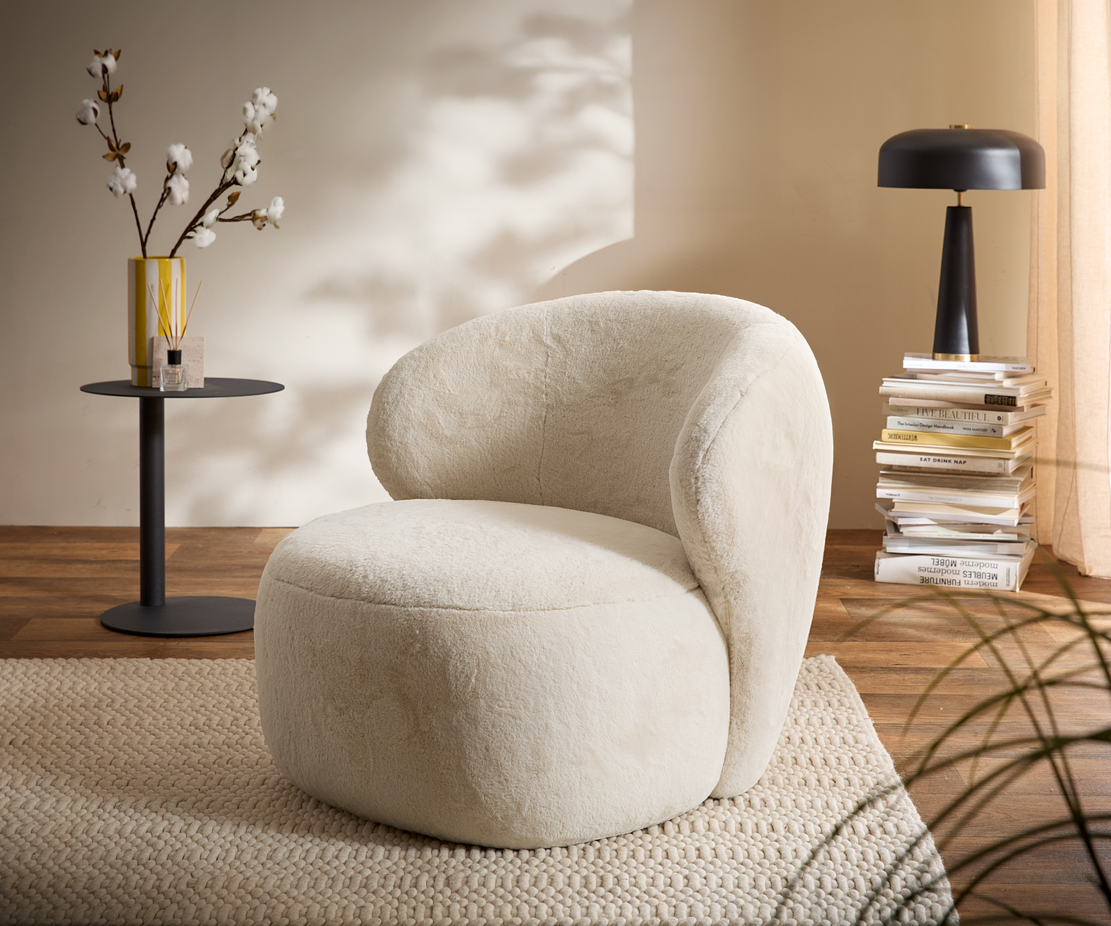 Lounge fotel Pulo 80x80 cm plüss krémfehér