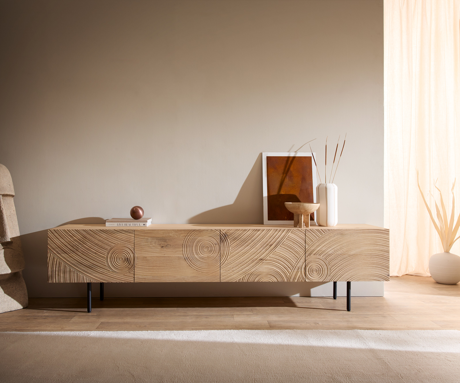 TV szekrény Ashara 220 cm tölgy természetes 3D hatás 4 ajtós kerek fém láb fekete - Image 2