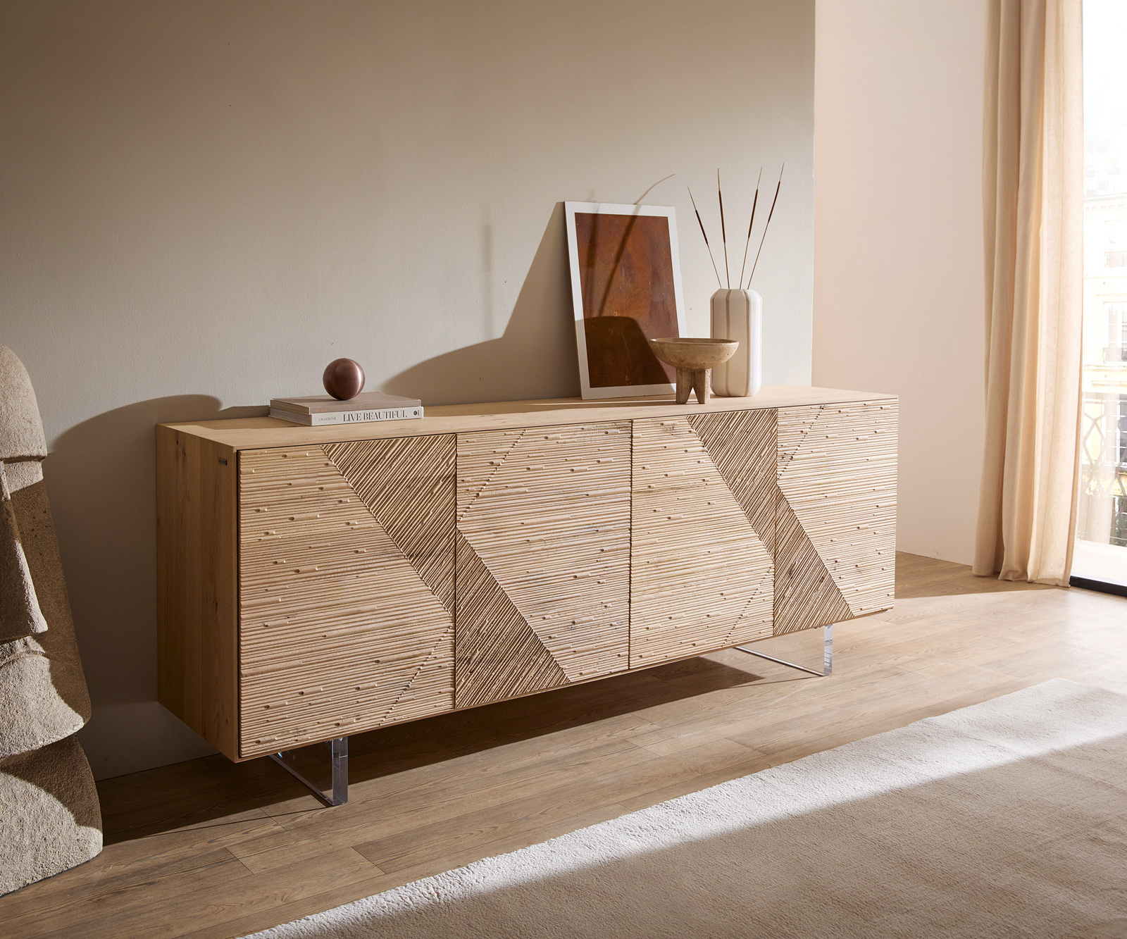 Komód Tereos 200 cm tölgy természetes 3D hatás 4 ajtós lebegő láb akrilüveg