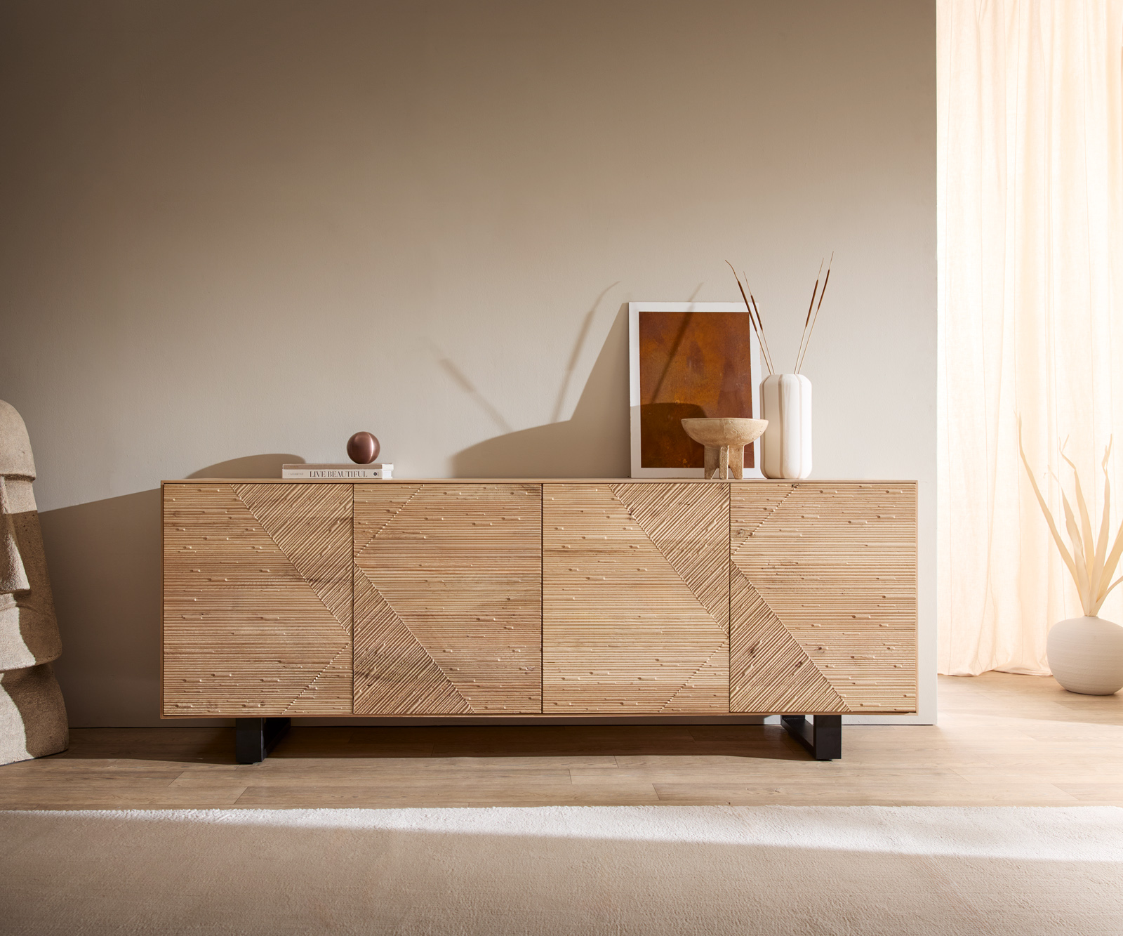 Komód Tereos 200 cm tölgy természetes 3D hatás 4 ajtós vékony láb fém fekete - Image 3