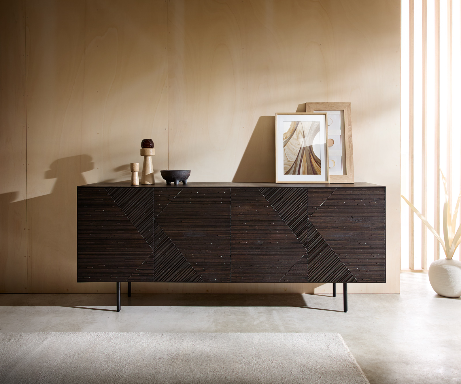 Komód Tereos 200 cm sötétbarna éger 3D hatás 4 ajtós kerek fém láb fekete - Image 2