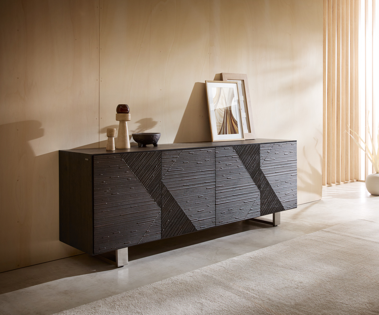 Komód Tereos 200 cm sötétbarna kőris 3D hatás 4 ajtós vékony láb rozsdamentes acél szálcsiszolt