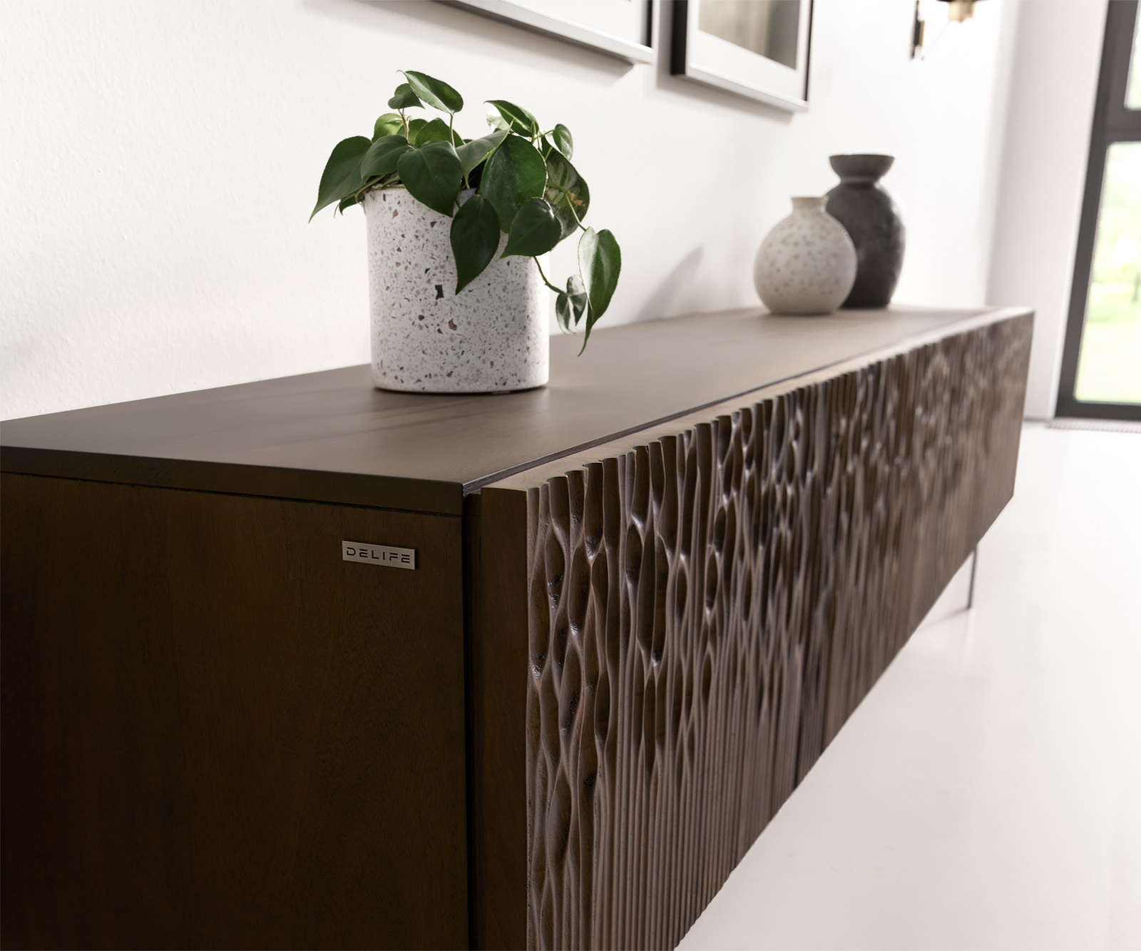 TV szekrény Follia 200 cm mango barna 4 ajtós vékony láb fém fekete - Image 5