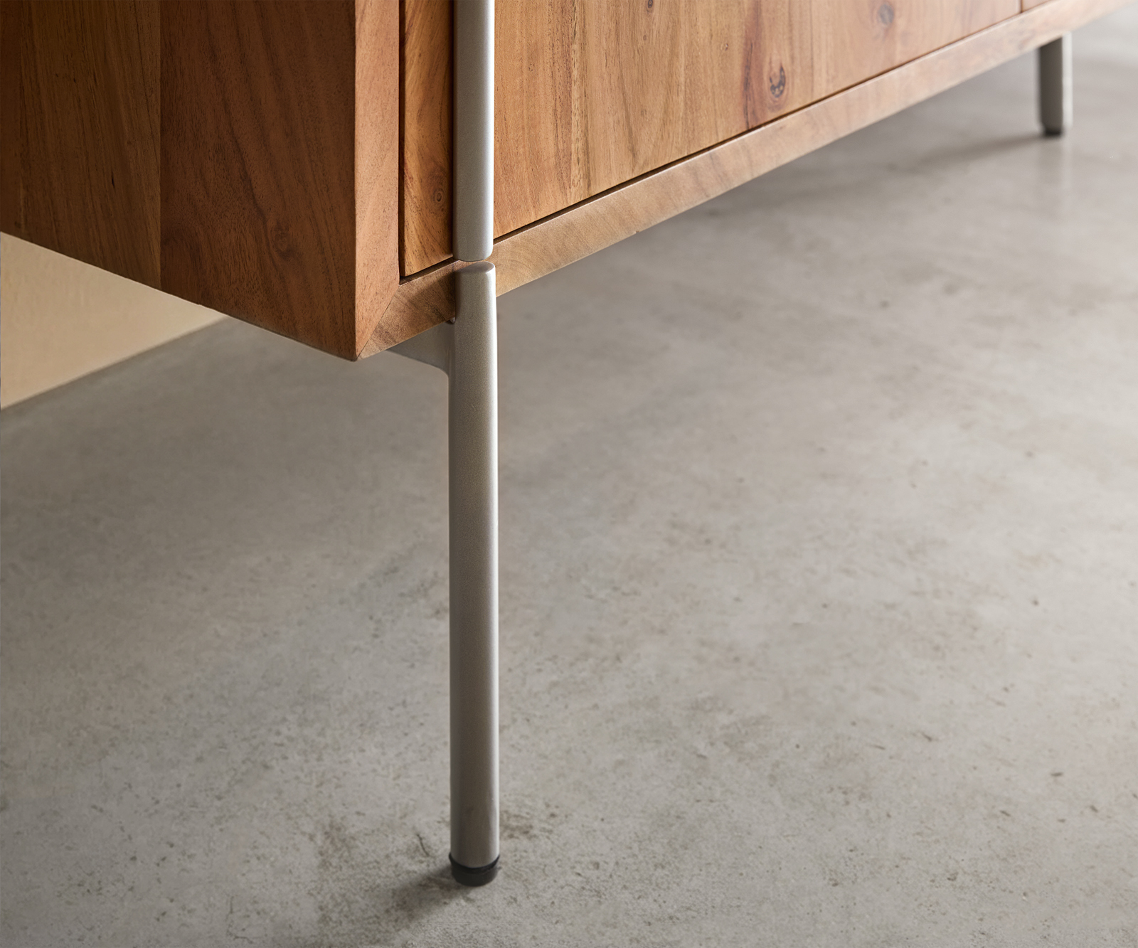 Komód Rivoro 175 cm akác természetes 2 ajtós 1 fiókos 1 rekeszes - Image 6