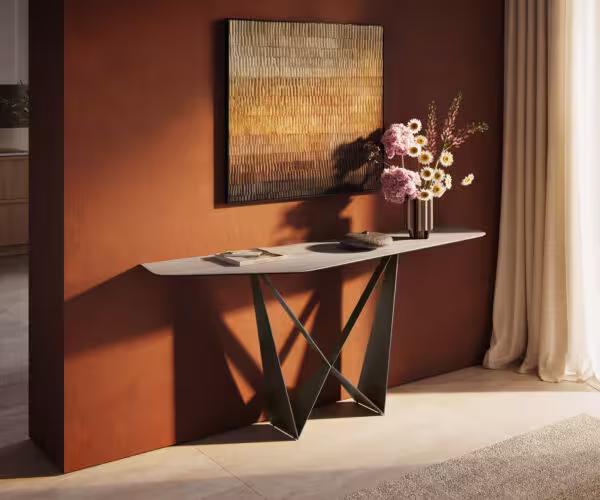 Konzolasztal Edge poligonális 180x50 cm kerámia Laminam® Travertino Bianco krémfehér Spios fém titán effektfinish